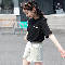 ブラック/Tシャツ＋アイボリー/パンツ・スカート